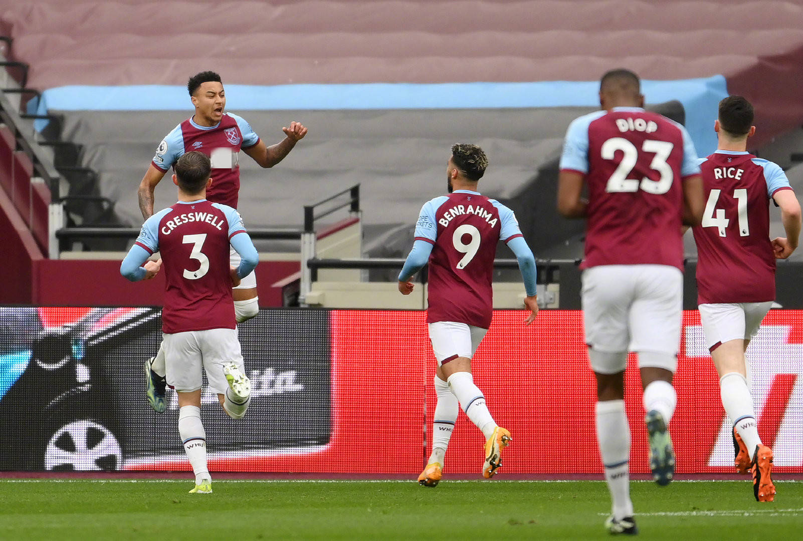 更是希望她 更是希望她